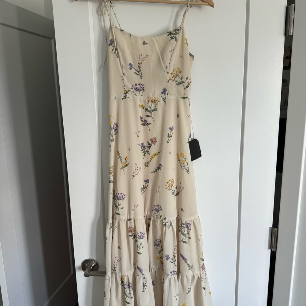 Brand New Lulu’s Cream Colored Floral Dress
